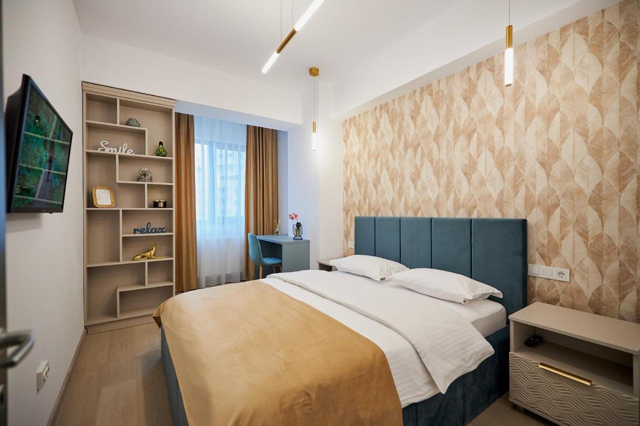 Uptown Apartments Яш Екстериор снимка
